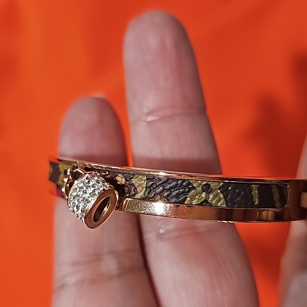 Louis Vuitton Bracelet - Picture 6 of 11